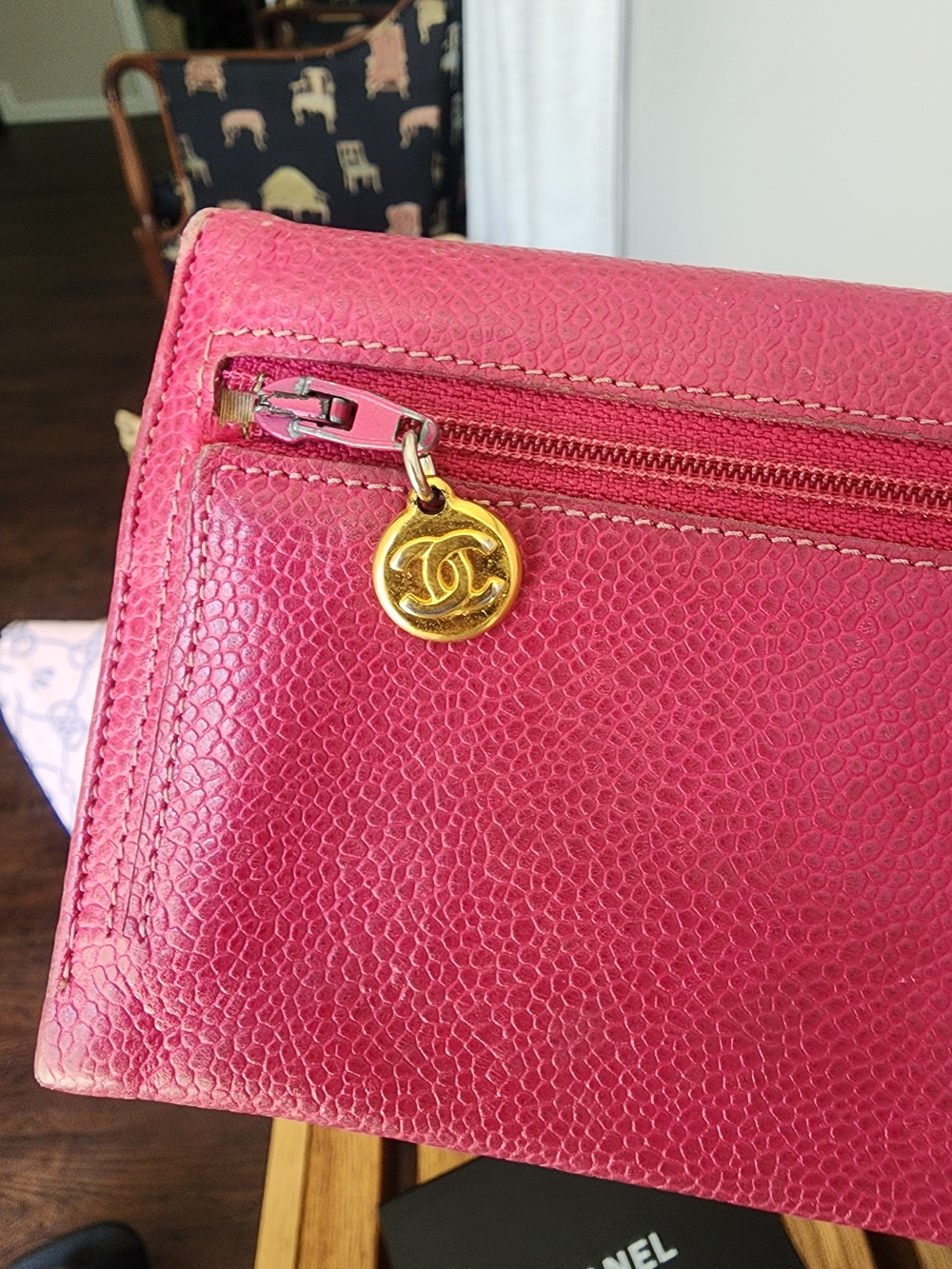 CHANEL Pink Quilted Leather Wallet - Picture 4 of 12